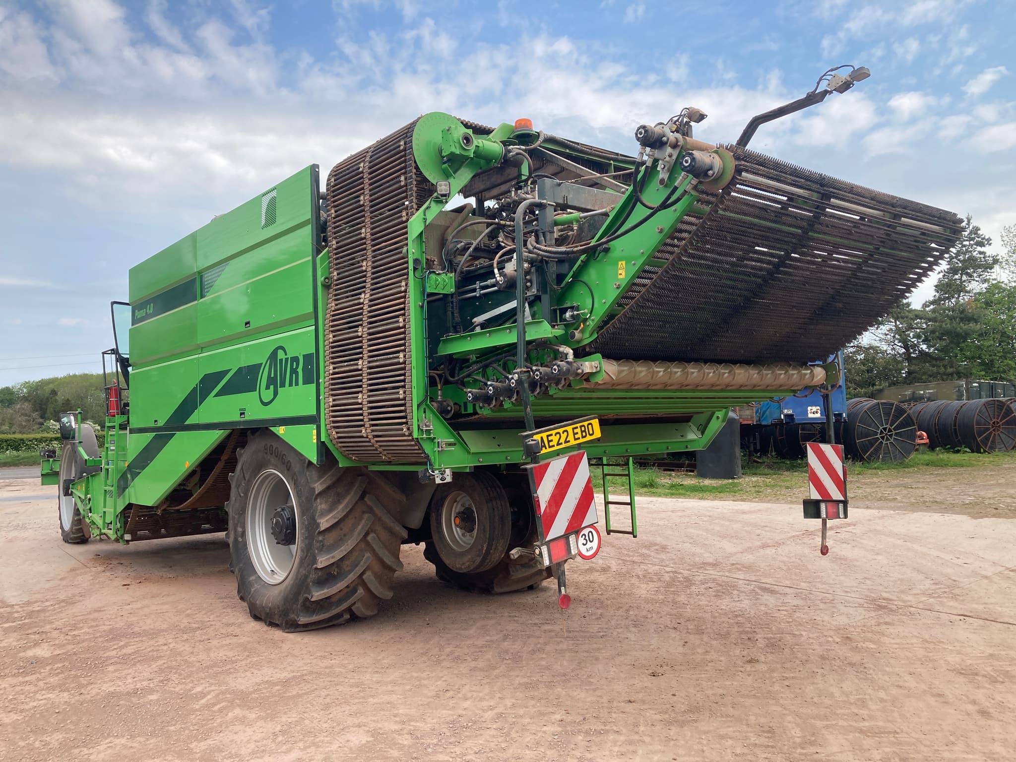 AVR AVR PUMA 4.0, 4 Row Self-Propelled Harvester, 2022 - back - Ref. e84a
