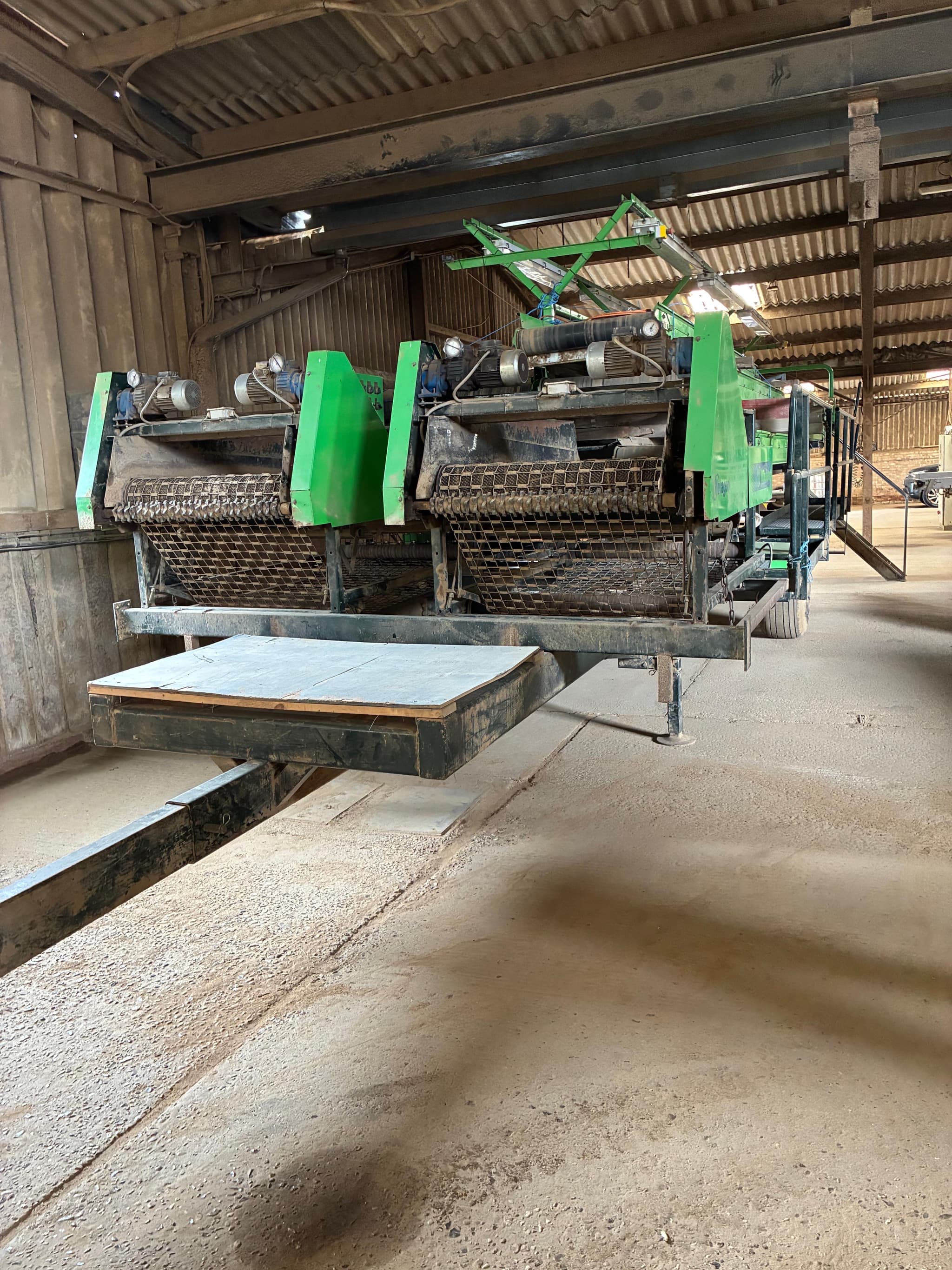 Dewulf / Miedema Grader & SB1251 & KT75 - detail - Ref. b608