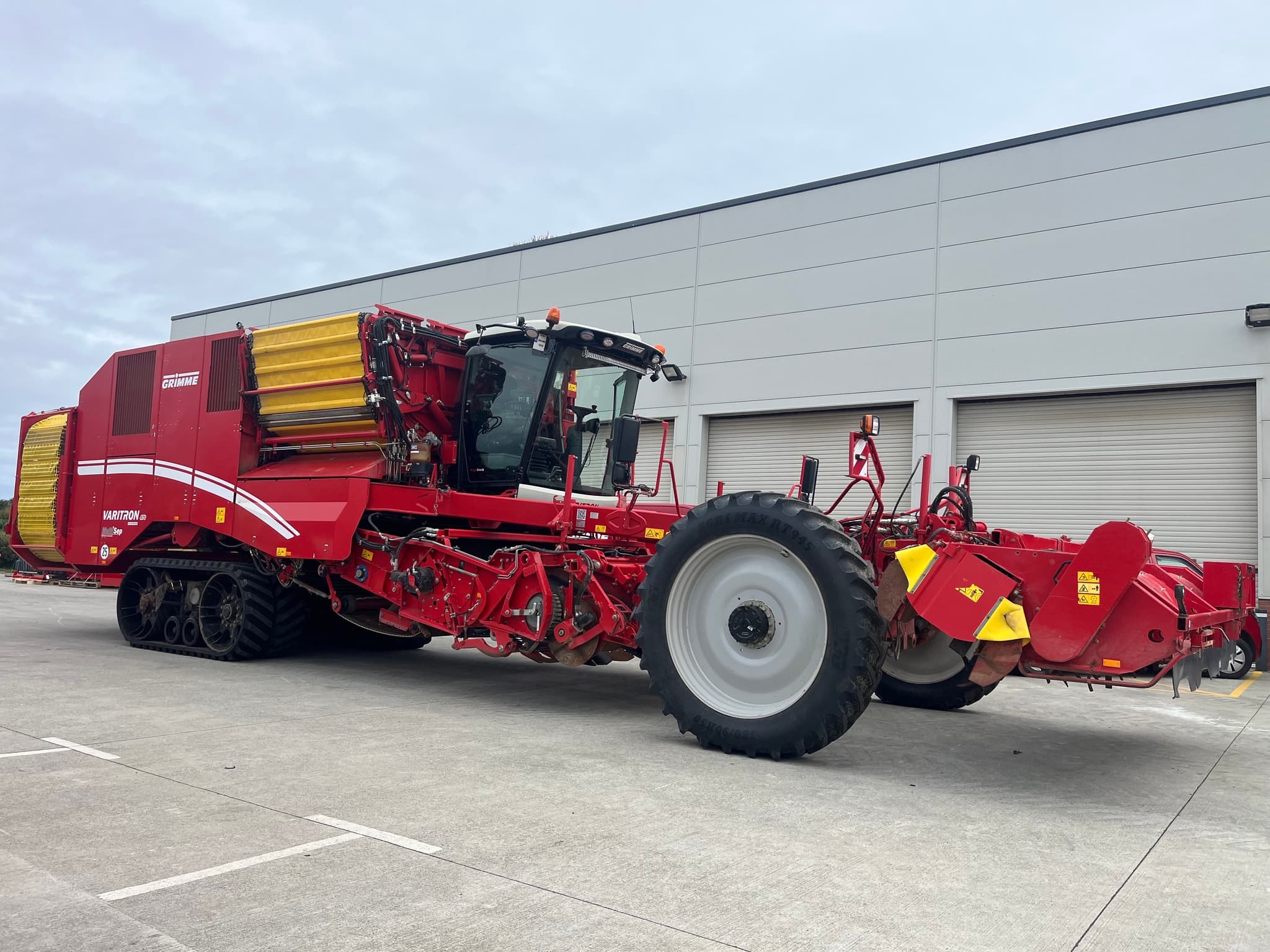 GRIMME VARITRON 470 PLATINUM TT - left - Ref. 804f