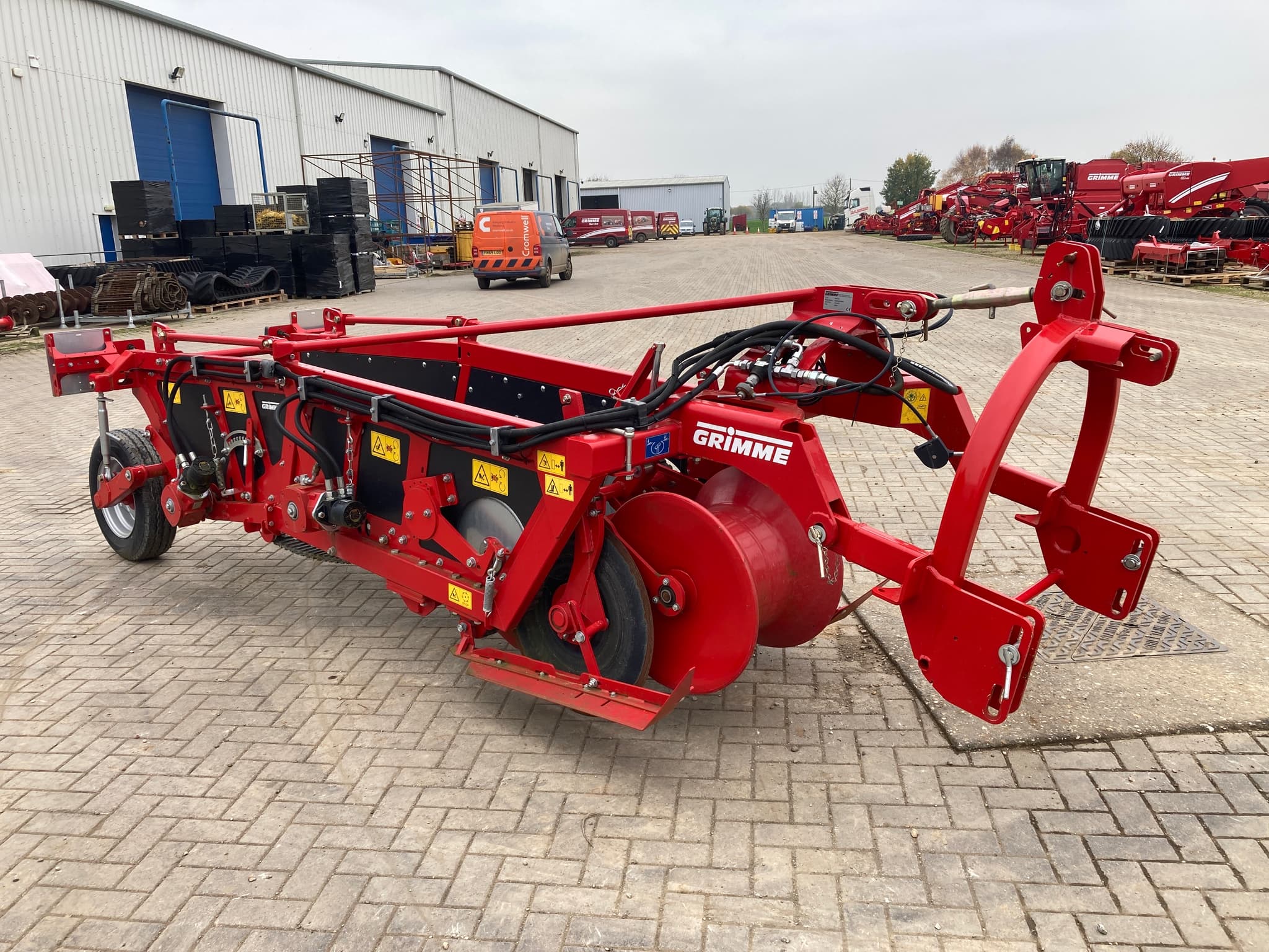 GRIMME Grimme WH100 Single Row Potato Windrower - front - Ref. ee19