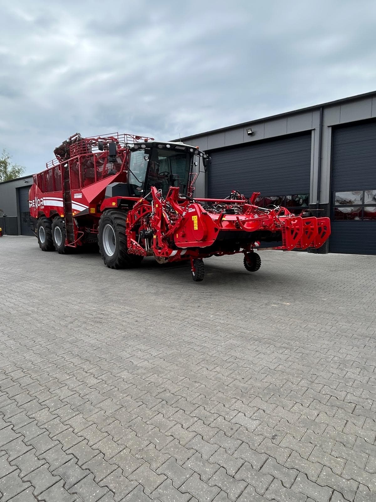 GRIMME REXOR 6300 Platinum - left - Ref. 5731