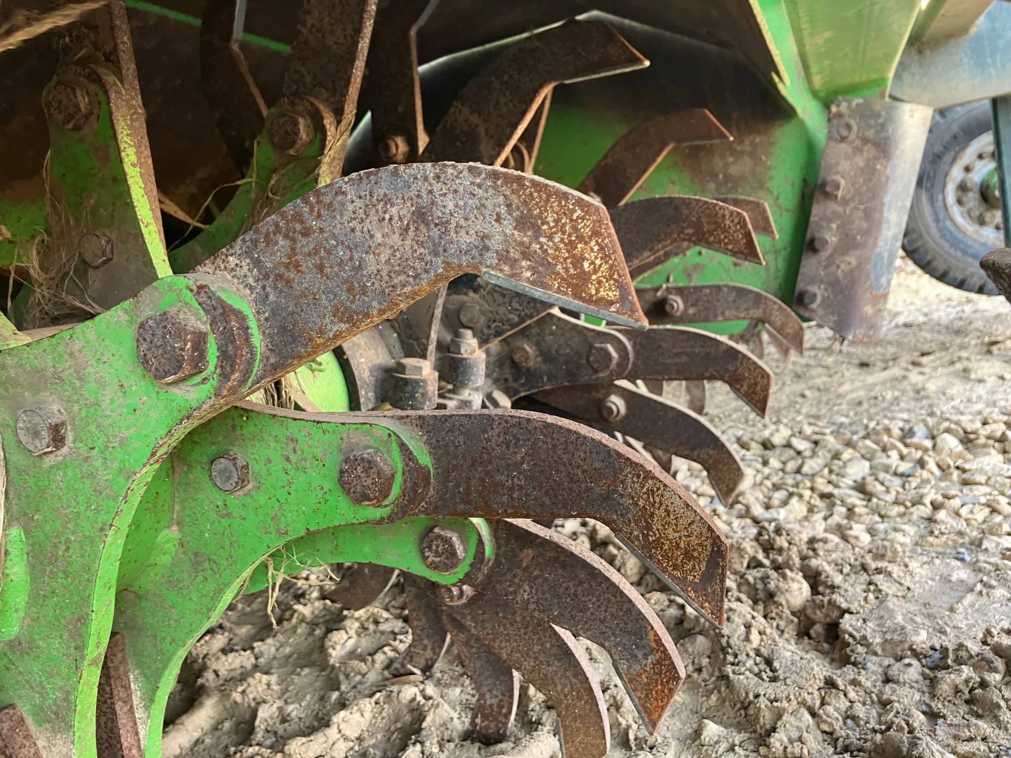 AVR AVR GE-FORCE, Triple bed/6 Row Hook Tine Tilla/Rotovator 5.4M - detail - Ref. a168