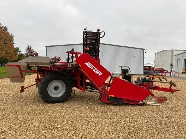 ASA-Lift ASA-Lift TK1000E Single Row Trailed Cabbage Harvester - left - Ref. ff82
