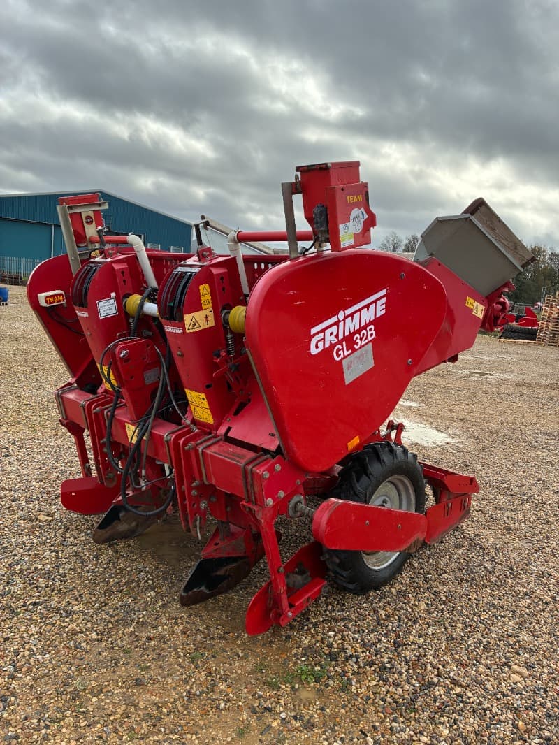 GRIMME Grimme GL 32 B, 2 Row, Cup, Potato Planter - overview - Ref. c99c
