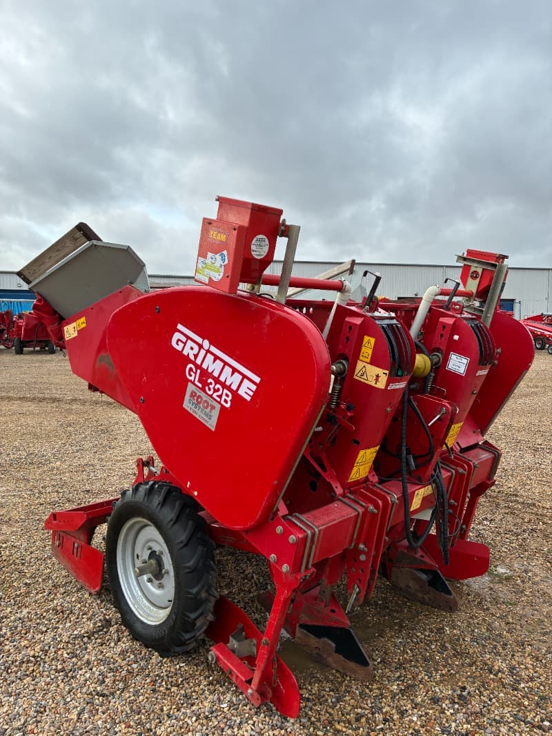 GRIMME Grimme GL 32 B, 2 Row, Cup, Potato Planter - overview - Ref. c99c