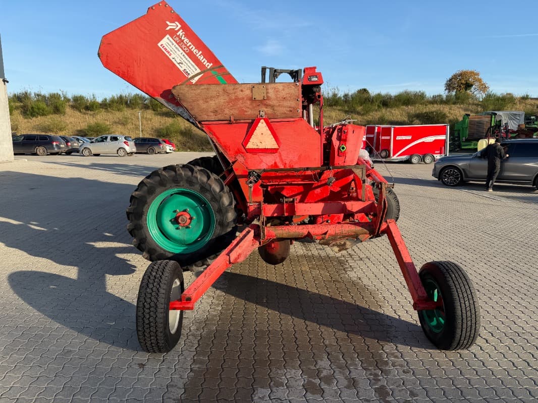 Kverneland UN-3300 - back - Ref. 403c